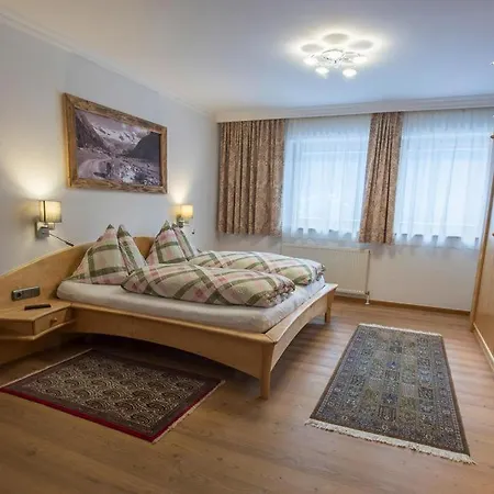Haus Kaserer - Osb03102a-eyc